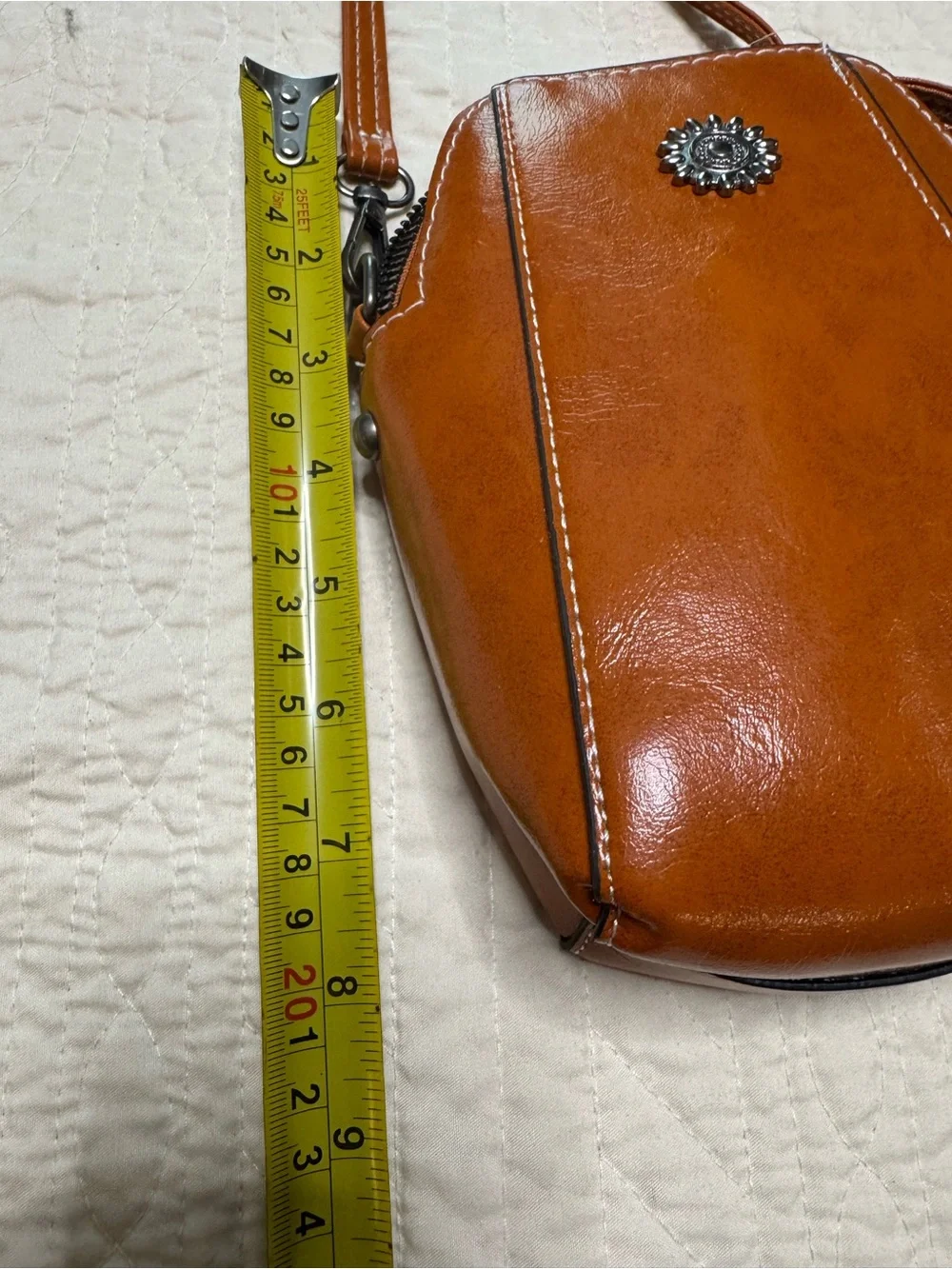 Source Unknown Tan vegan Leather Crossbody Bag with Silver Emblem